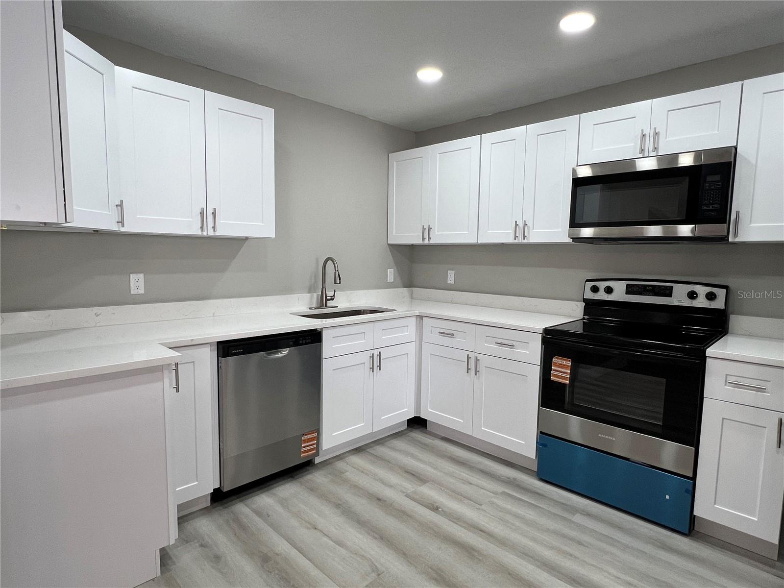 Image 24 of 43 For 4850 Ladybug Drive