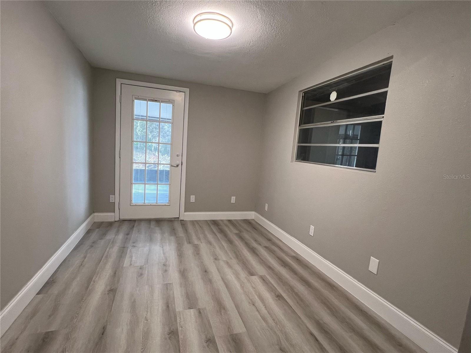 Image 33 of 43 For 4850 Ladybug Drive