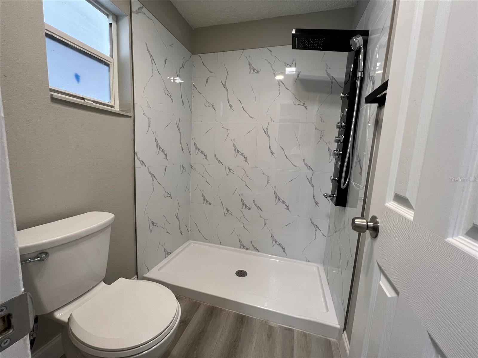 Image 39 of 43 For 4850 Ladybug Drive