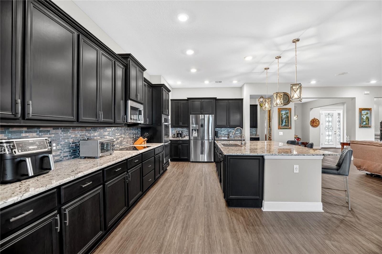 Image 14 of 67 For 760 Windlass Court