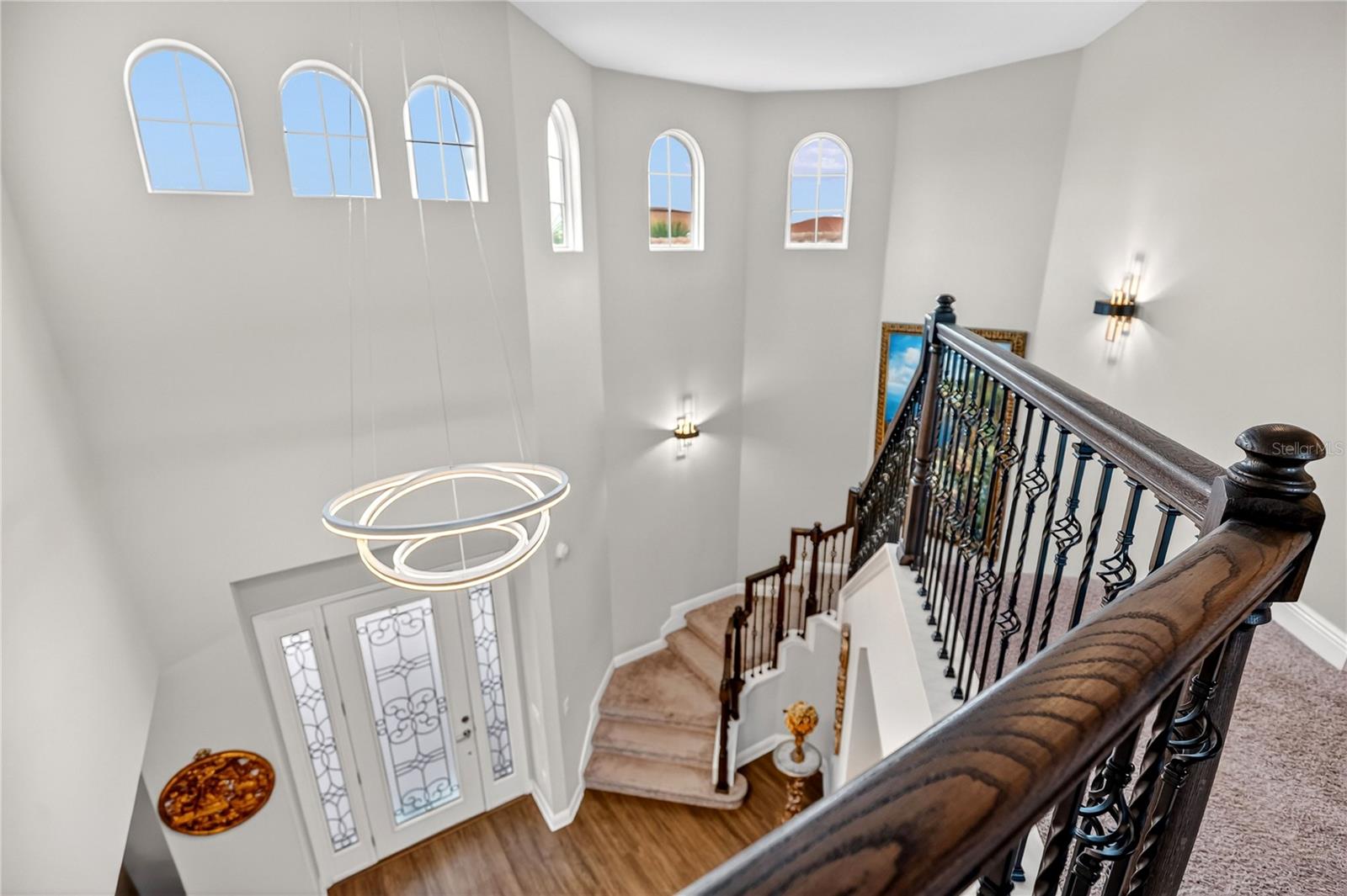 Image 36 of 67 For 760 Windlass Court