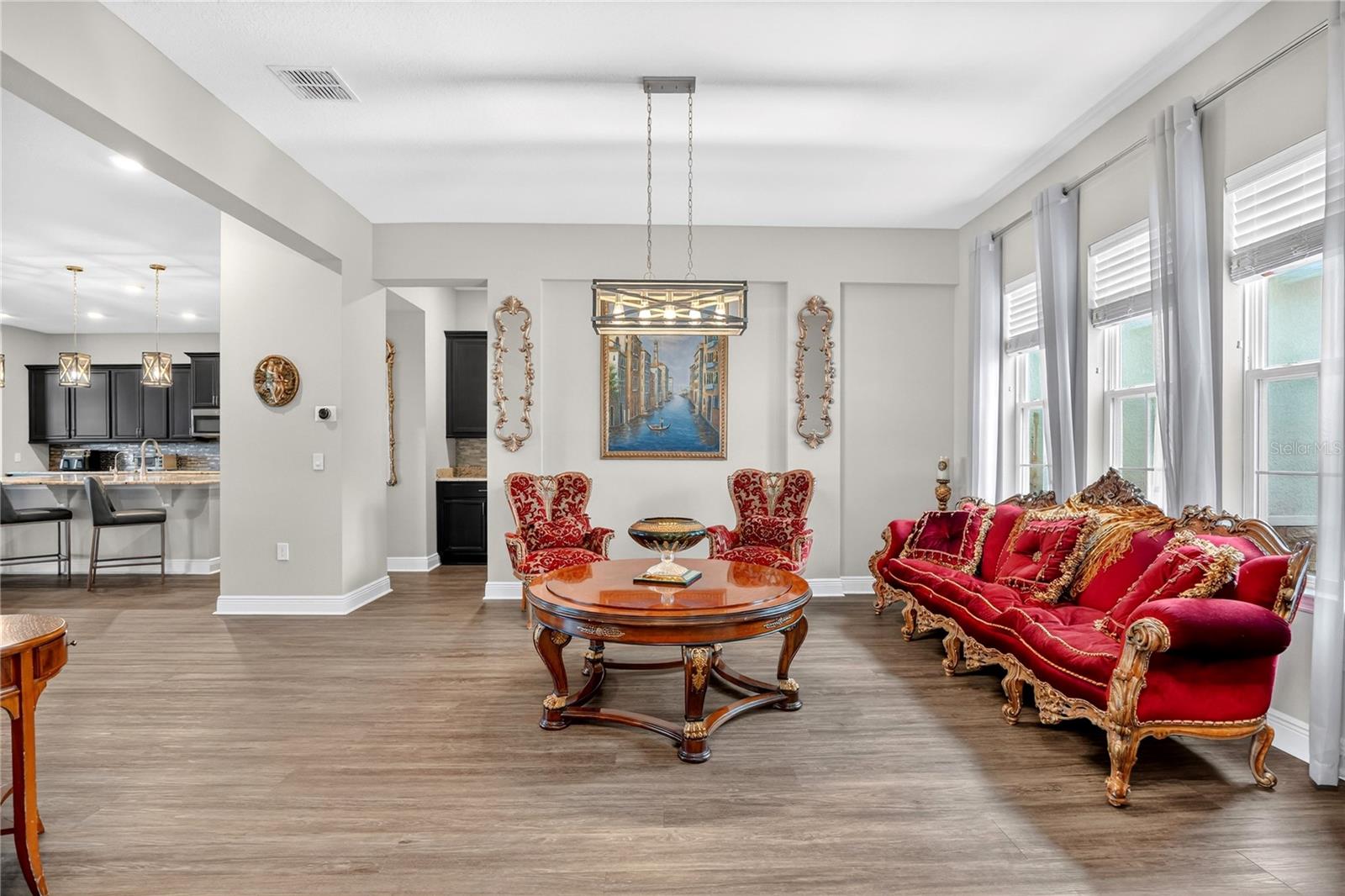 Image 7 of 67 For 760 Windlass Court