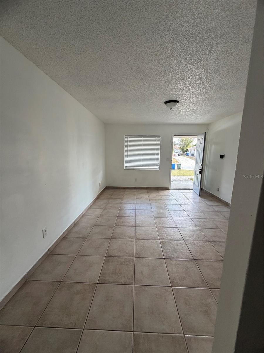 Image 3 of 8 For 943 Char Mil Avenue S