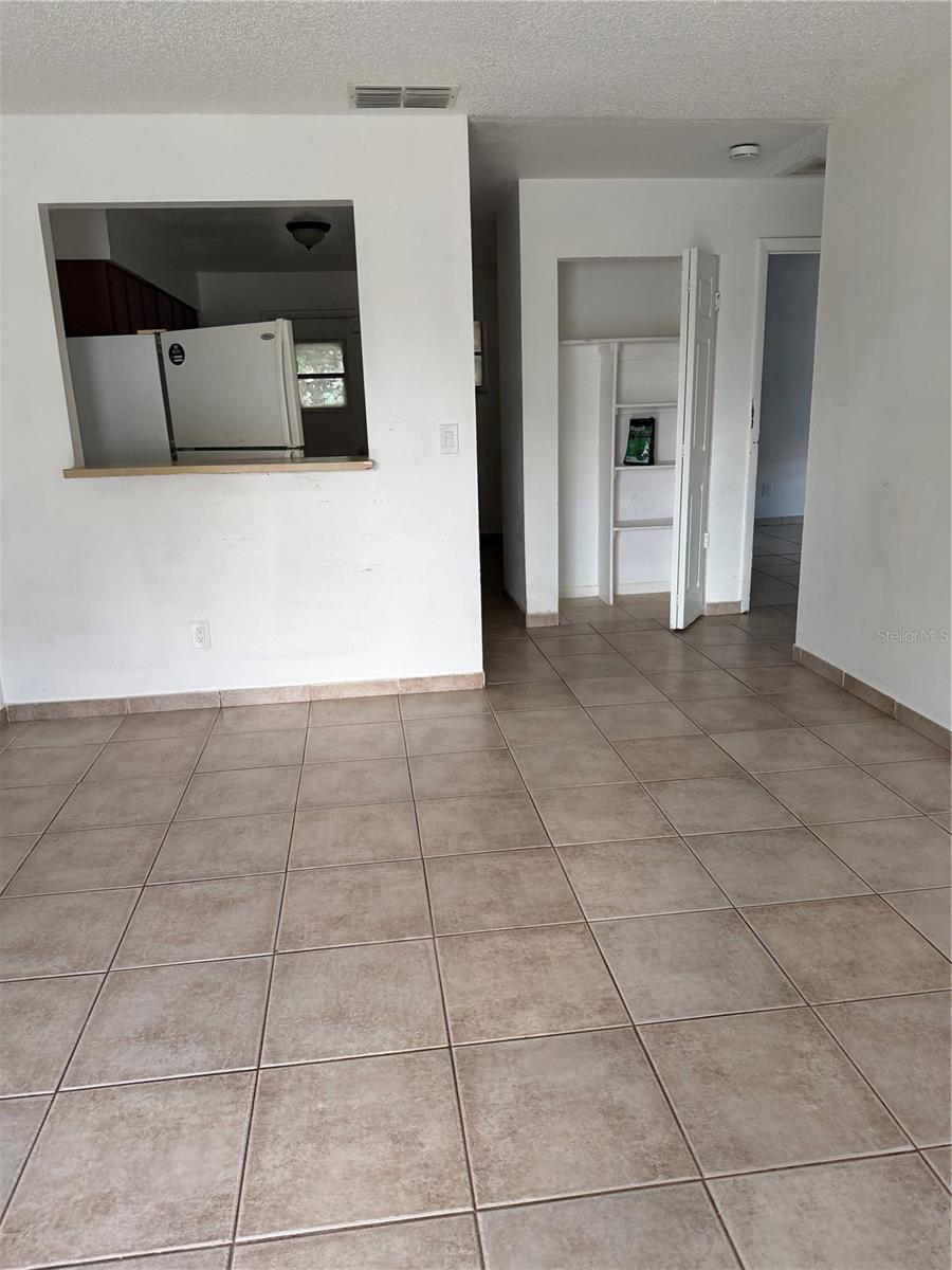 Image 8 of 8 For 943 Char Mil Avenue S