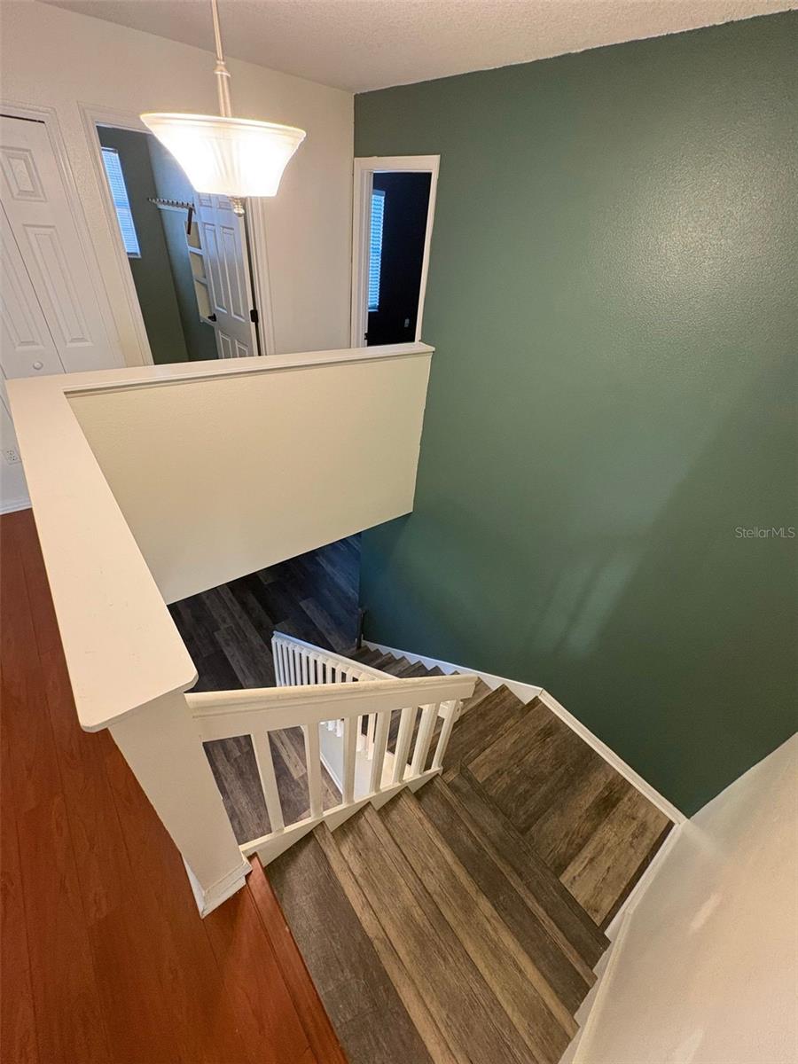 Image 17 of 44 For 448 Eastbridge Drive