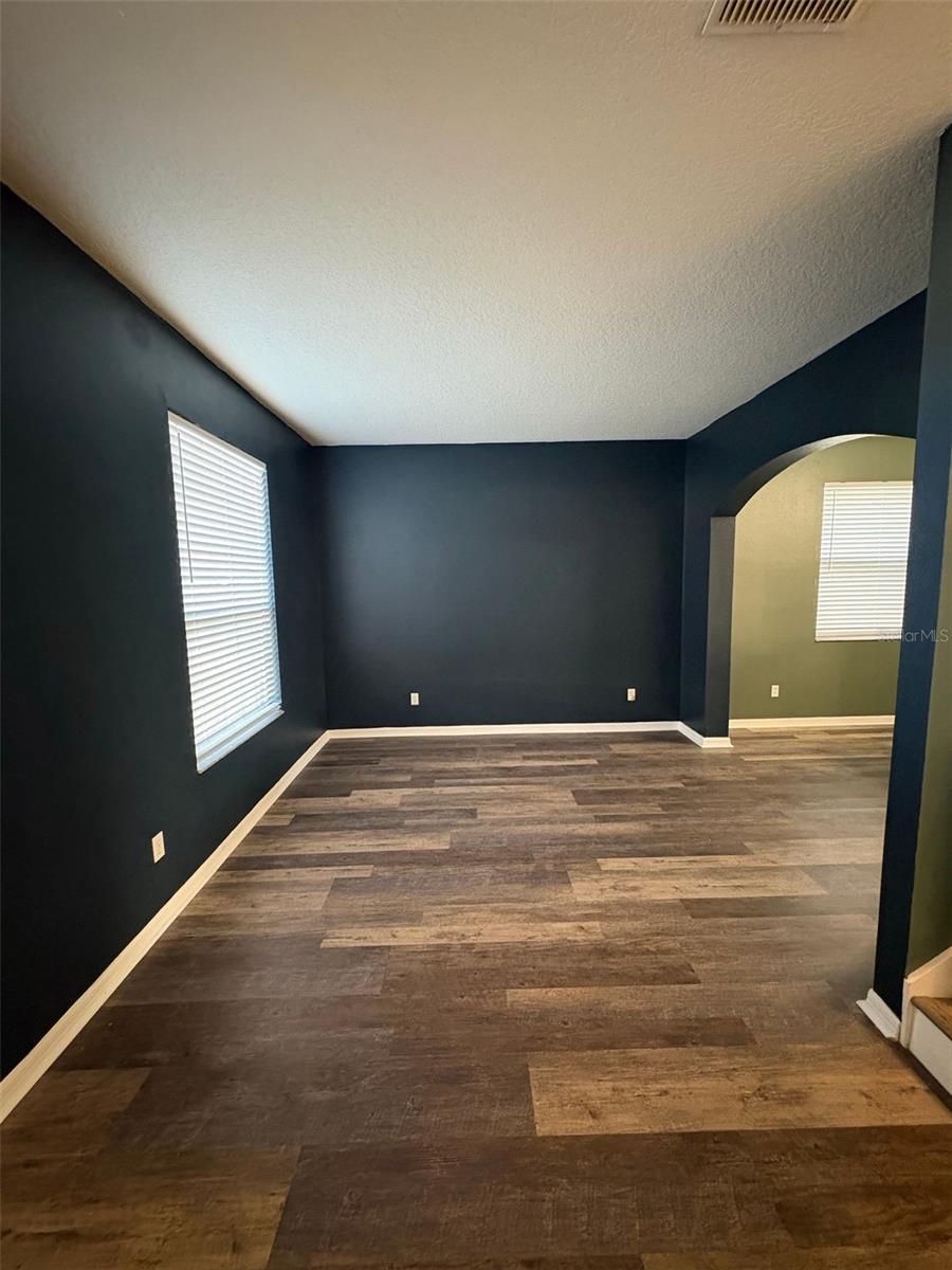 Image 2 of 44 For 448 Eastbridge Drive