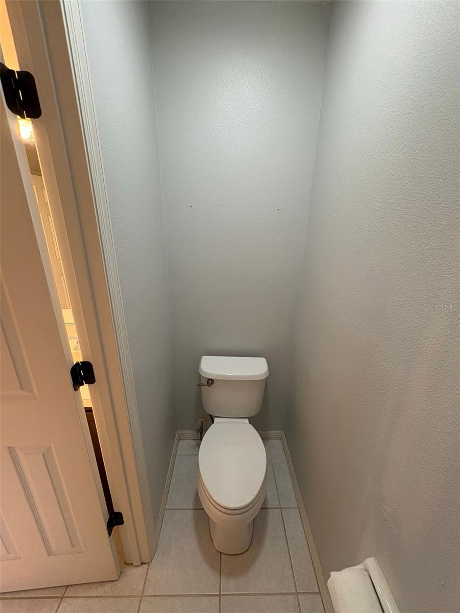 Image 36 of 44 For 448 Eastbridge Drive