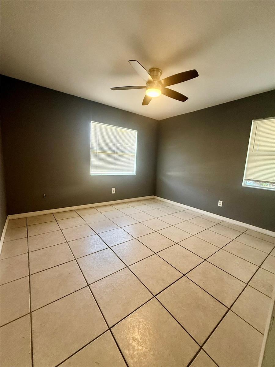 Image 11 of 12 For 822 Ariana Street