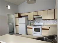 Image 8 of 29 For 31 Lakepointe Circle