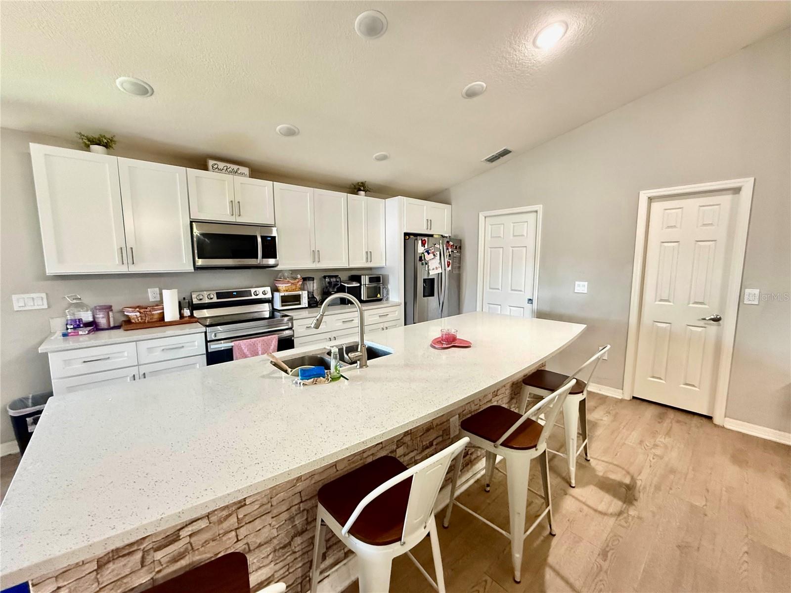 Image 18 of 35 For 4098 Ruby Run