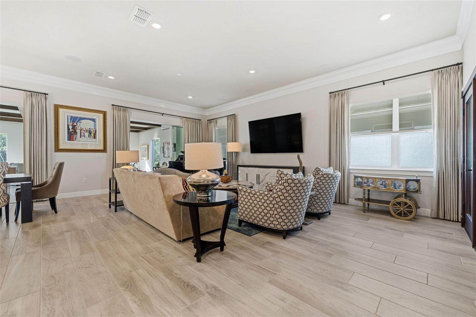 Image 17 of 59 For 2722 River Creek Lane