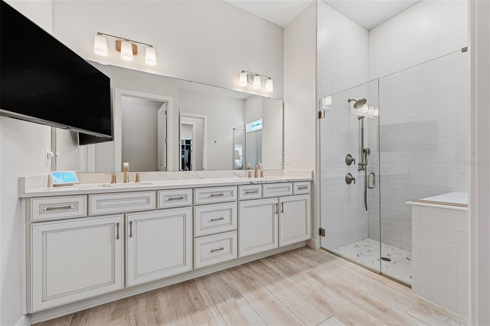 Image 30 of 59 For 2722 River Creek Lane