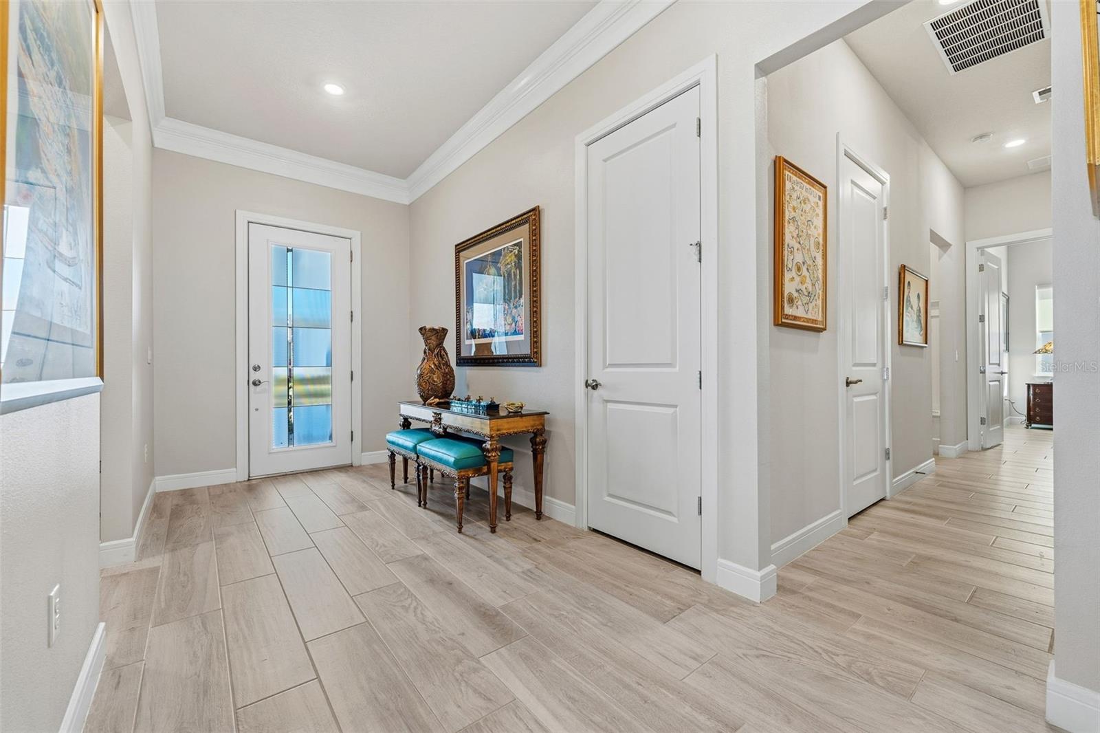 Image 4 of 59 For 2722 River Creek Lane