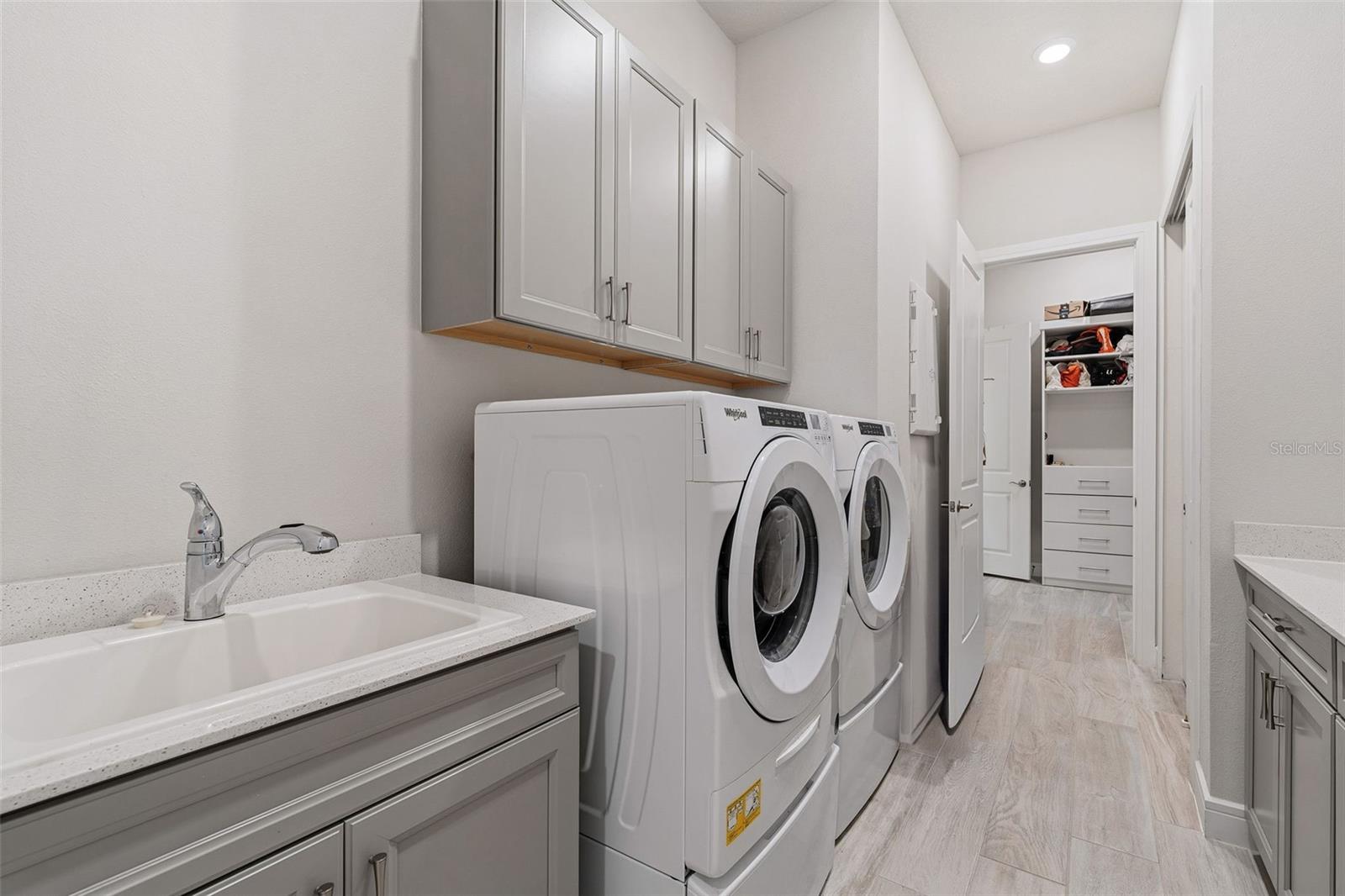 Image 47 of 59 For 2722 River Creek Lane