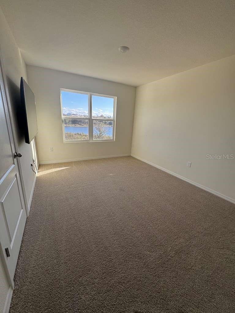 Image 14 of 22 For 9752 Black Walnut Drive