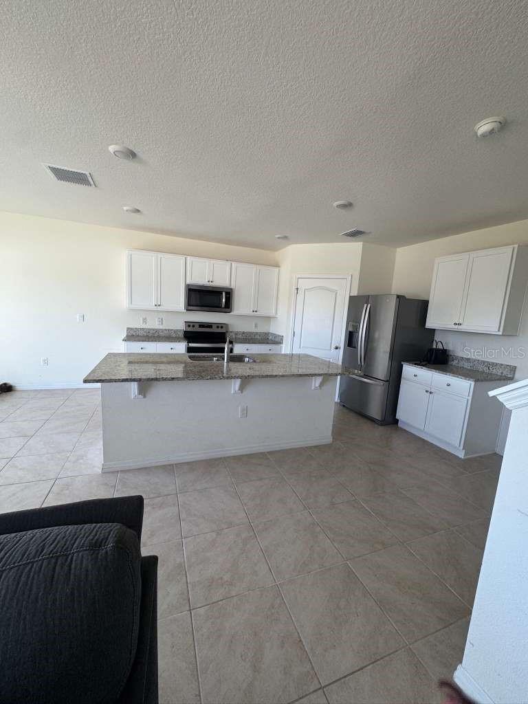 Image 6 of 22 For 9752 Black Walnut Drive