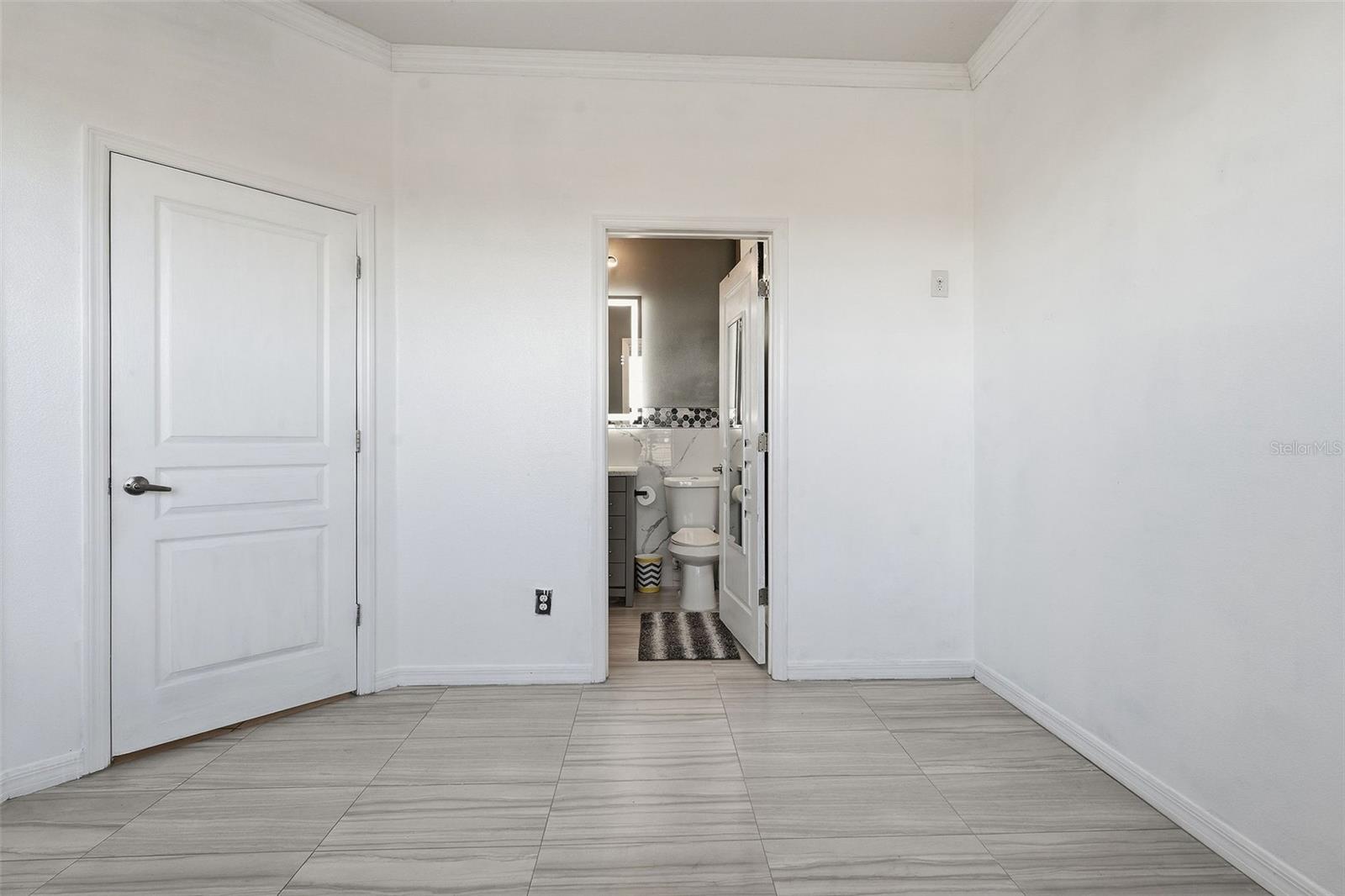 Image 20 of 37 For 4737 Blackthorn Circle