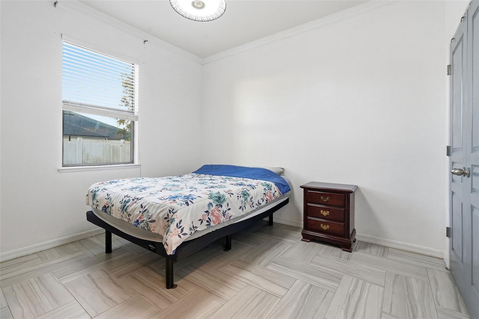 Image 26 of 37 For 4737 Blackthorn Circle