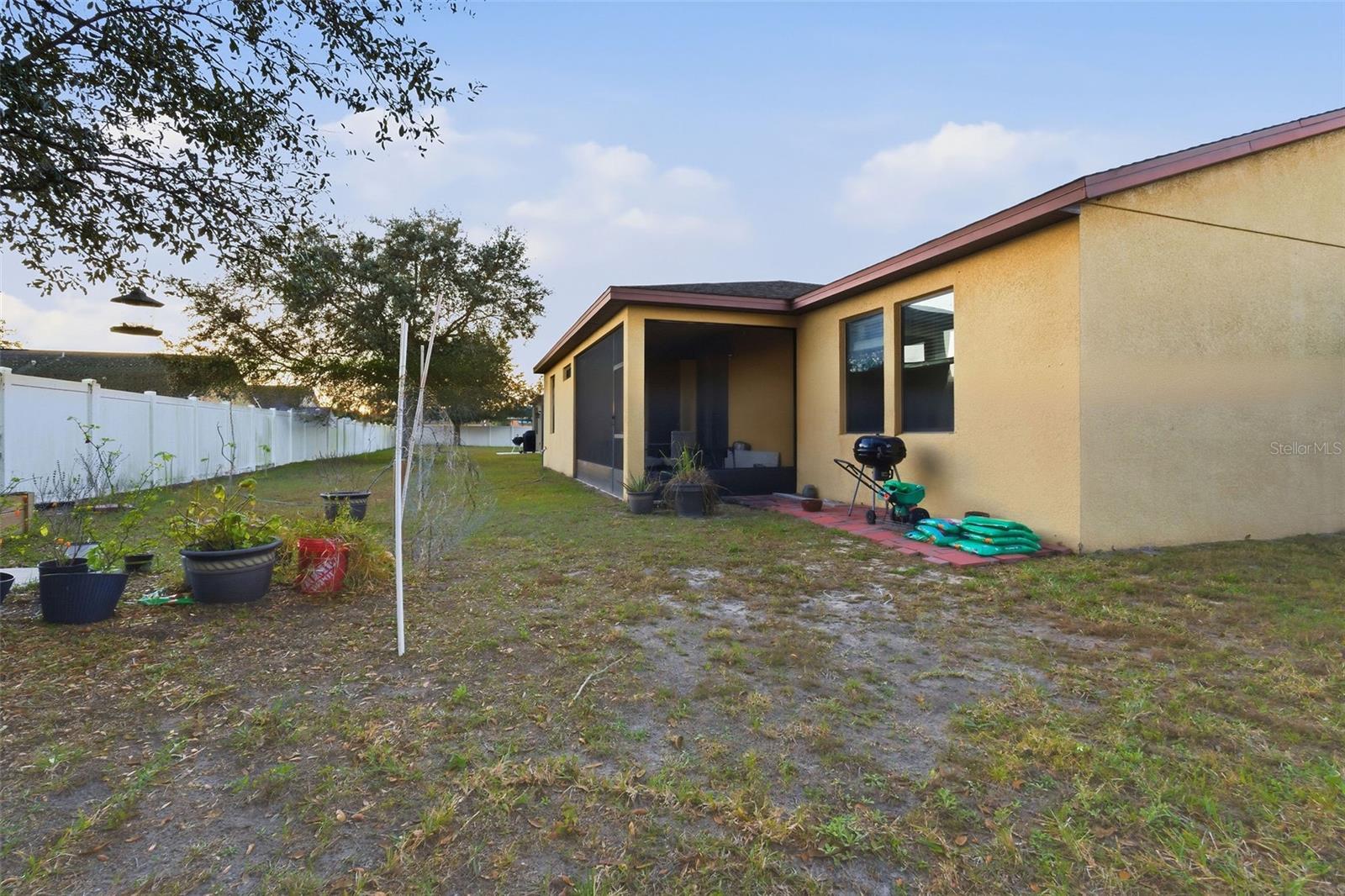 Image 4 of 37 For 4737 Blackthorn Circle