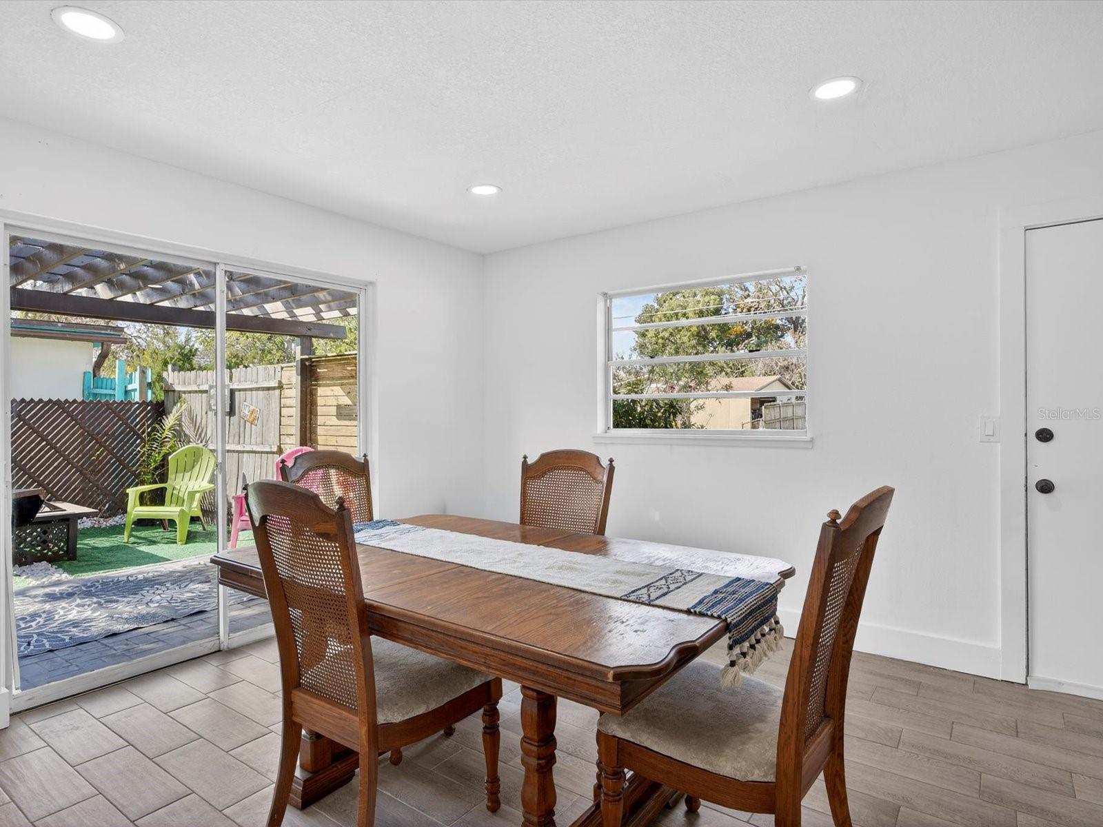 Image 12 of 34 For 1203 Marie Avenue