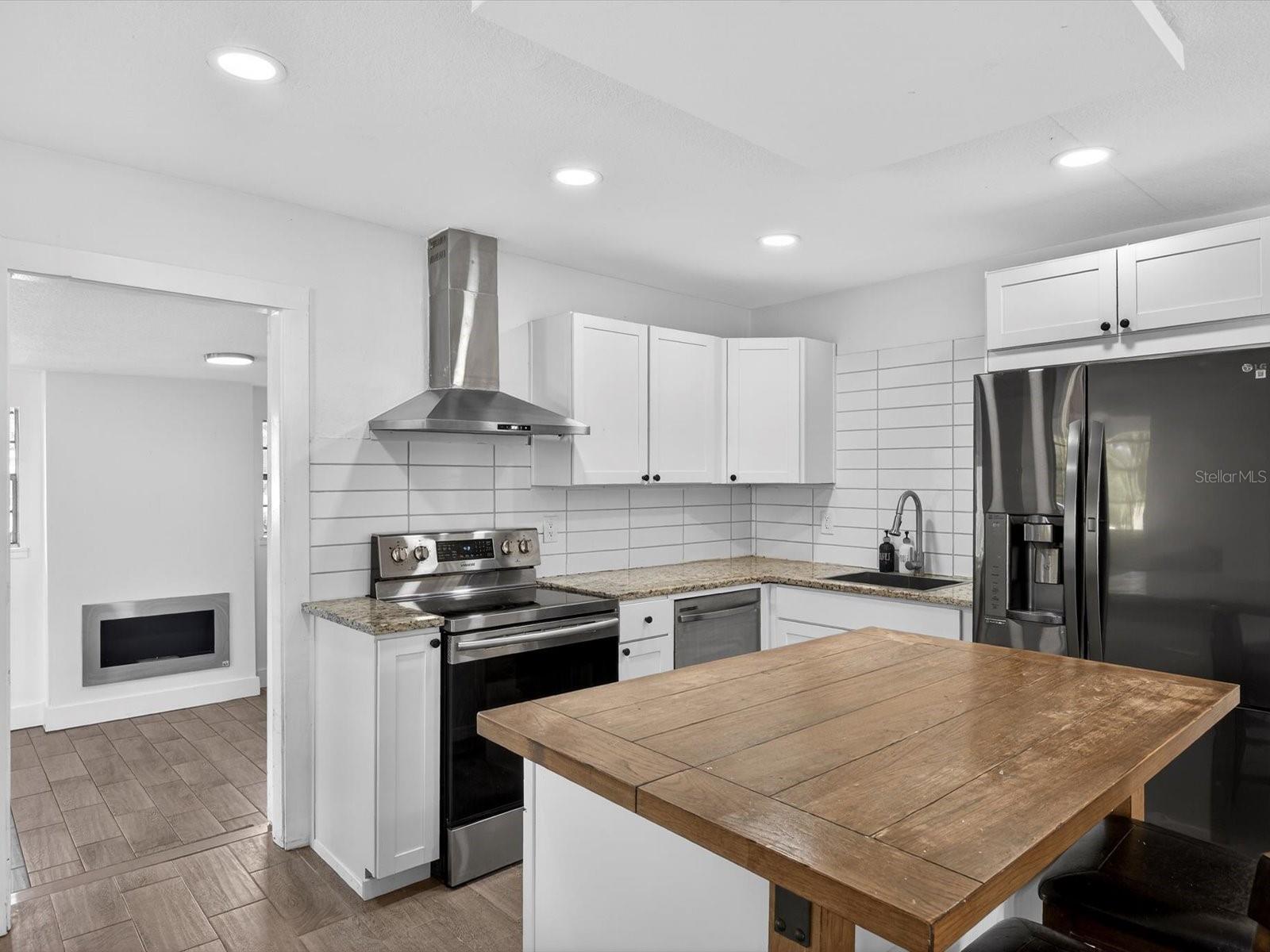 Image 8 of 34 For 1203 Marie Avenue