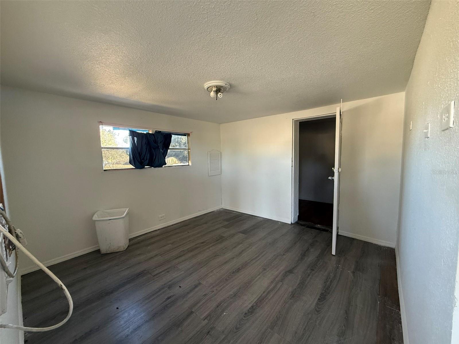 Image 4 of 20 For 9013 Burr Drive