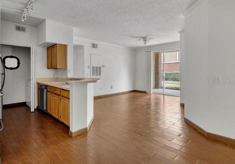 Image 5 of 18 For 13003 Plantation Park Circle 1319