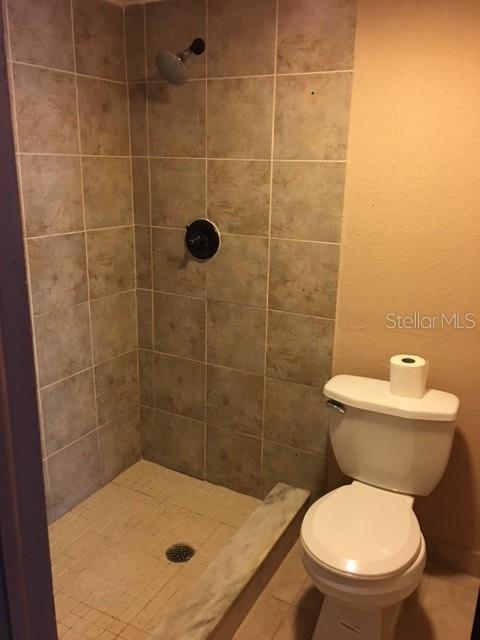 Image 2 of 8 For 432 Banyon Tree Circle 102