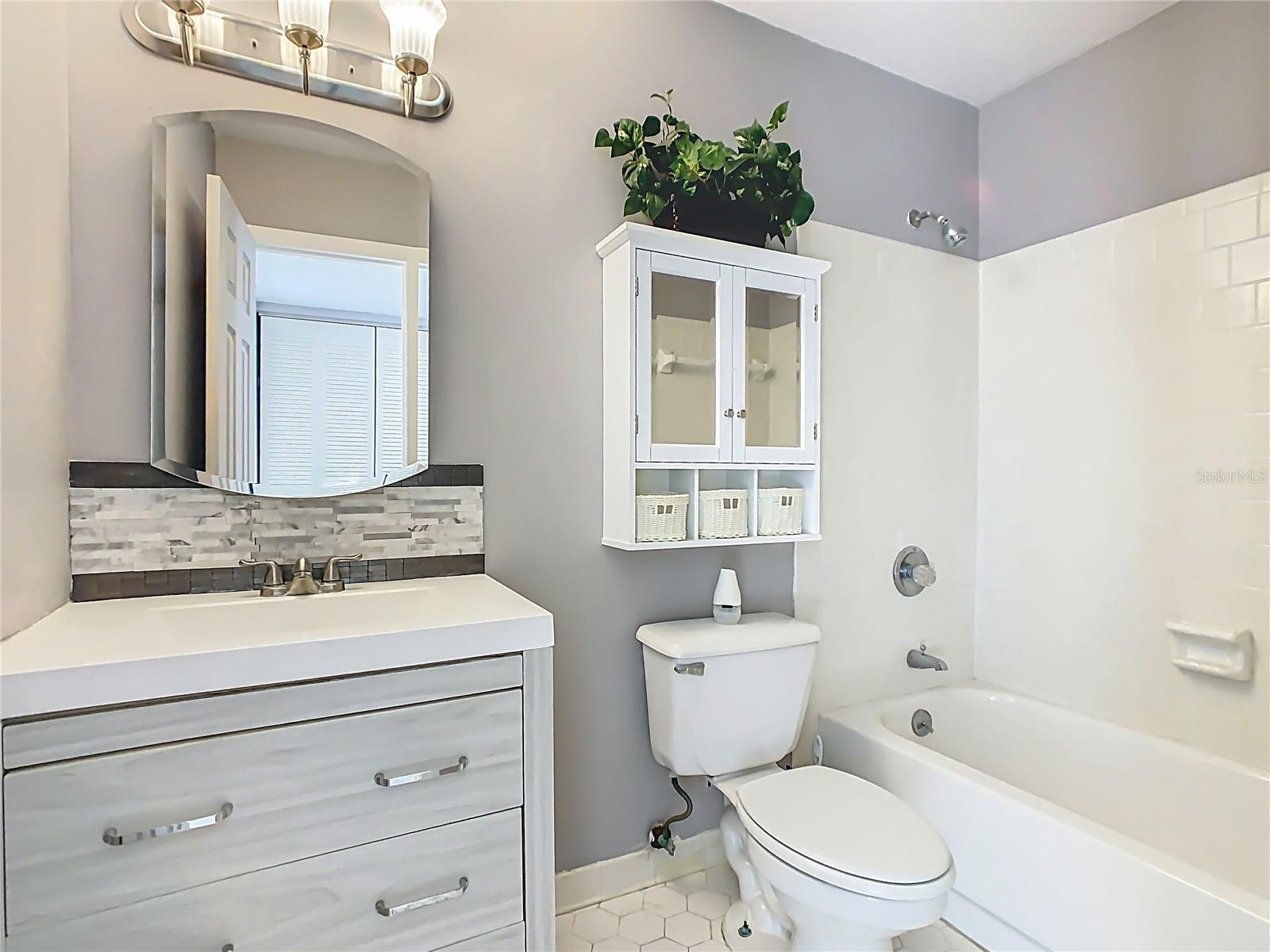 Image 23 of 39 For 130 Johnson Avenue 206