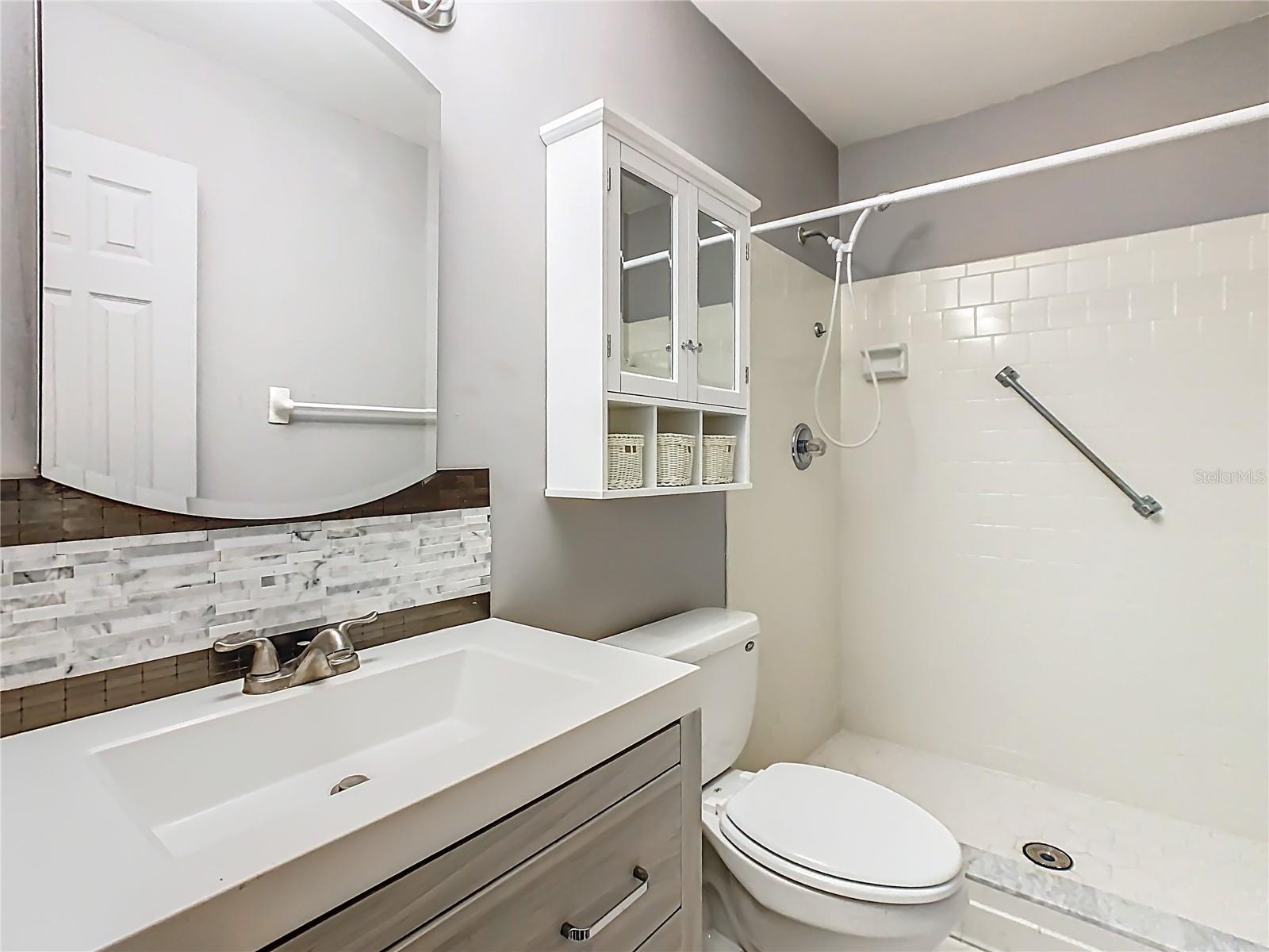 Image 30 of 39 For 130 Johnson Avenue 206