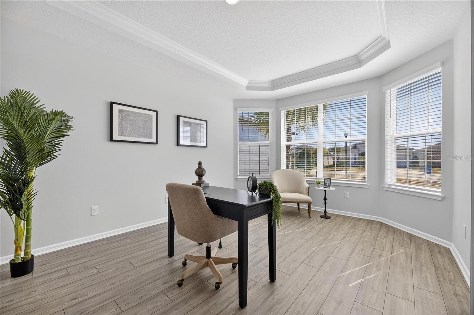 Image 32 of 90 For 18535 Coastal Shore Terrace