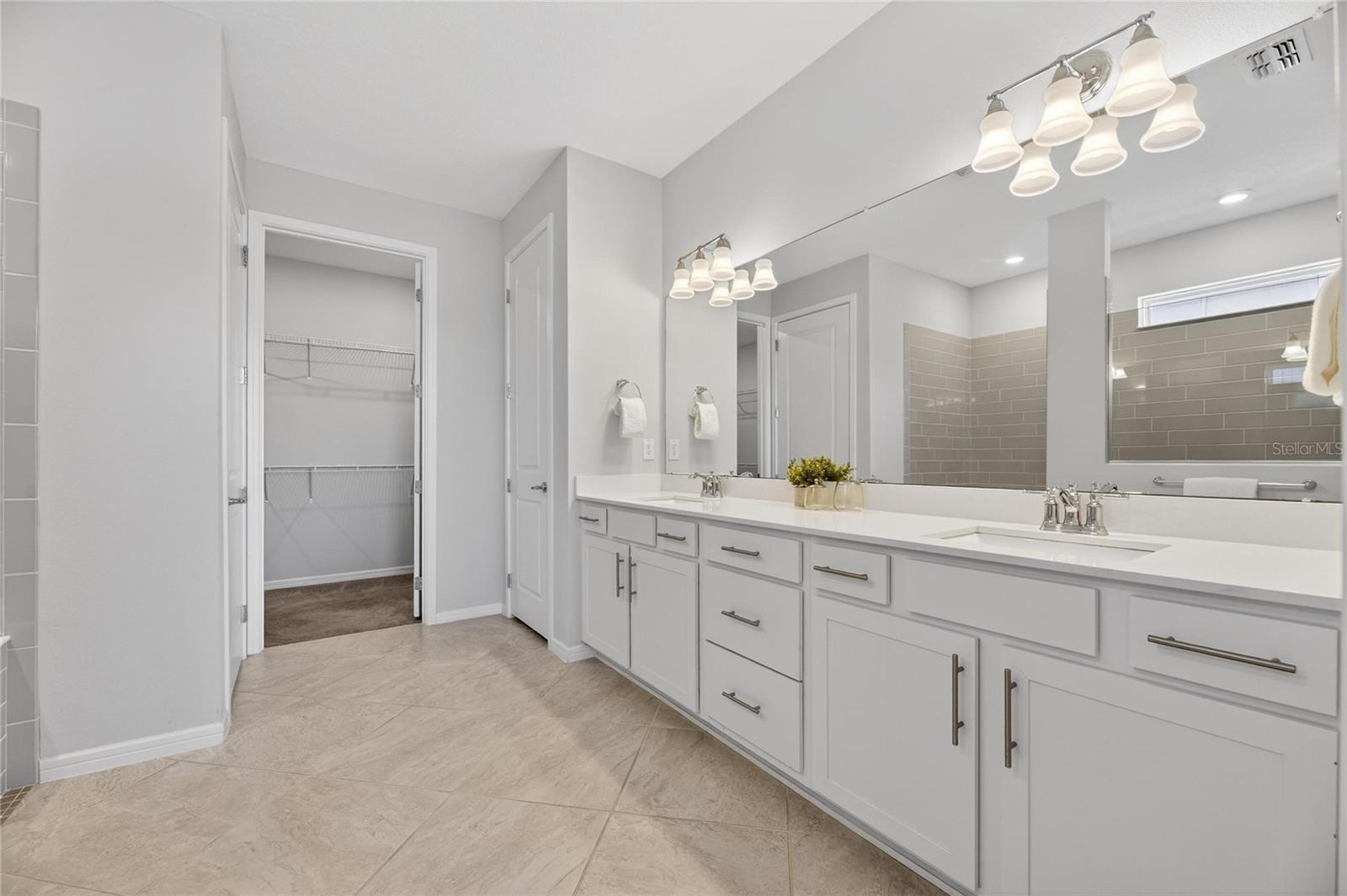 Image 37 of 90 For 18535 Coastal Shore Terrace