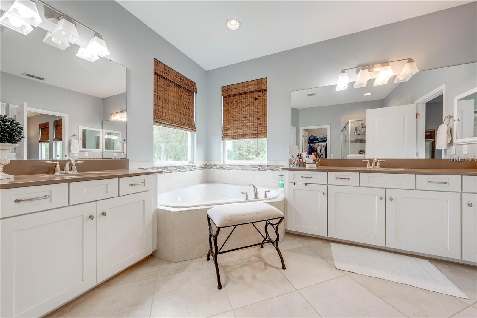 Image 25 of 31 For 8077 Pleasant Pine Circle