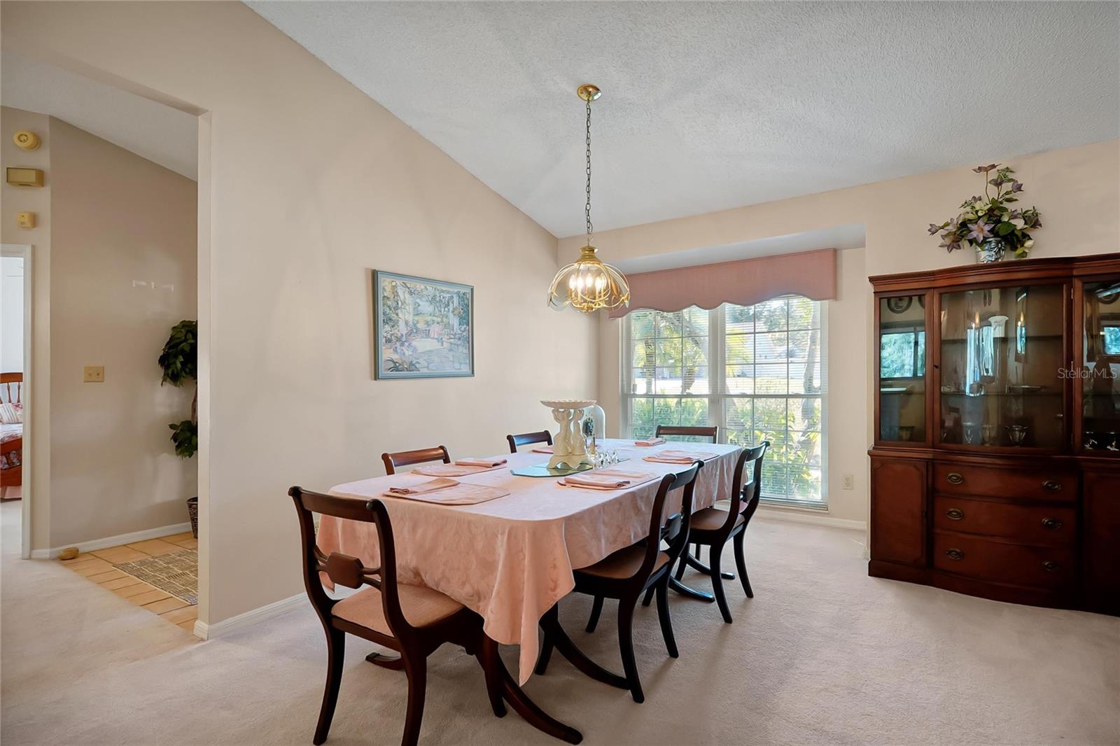 Image 21 of 51 For 816 Rosemere Circle