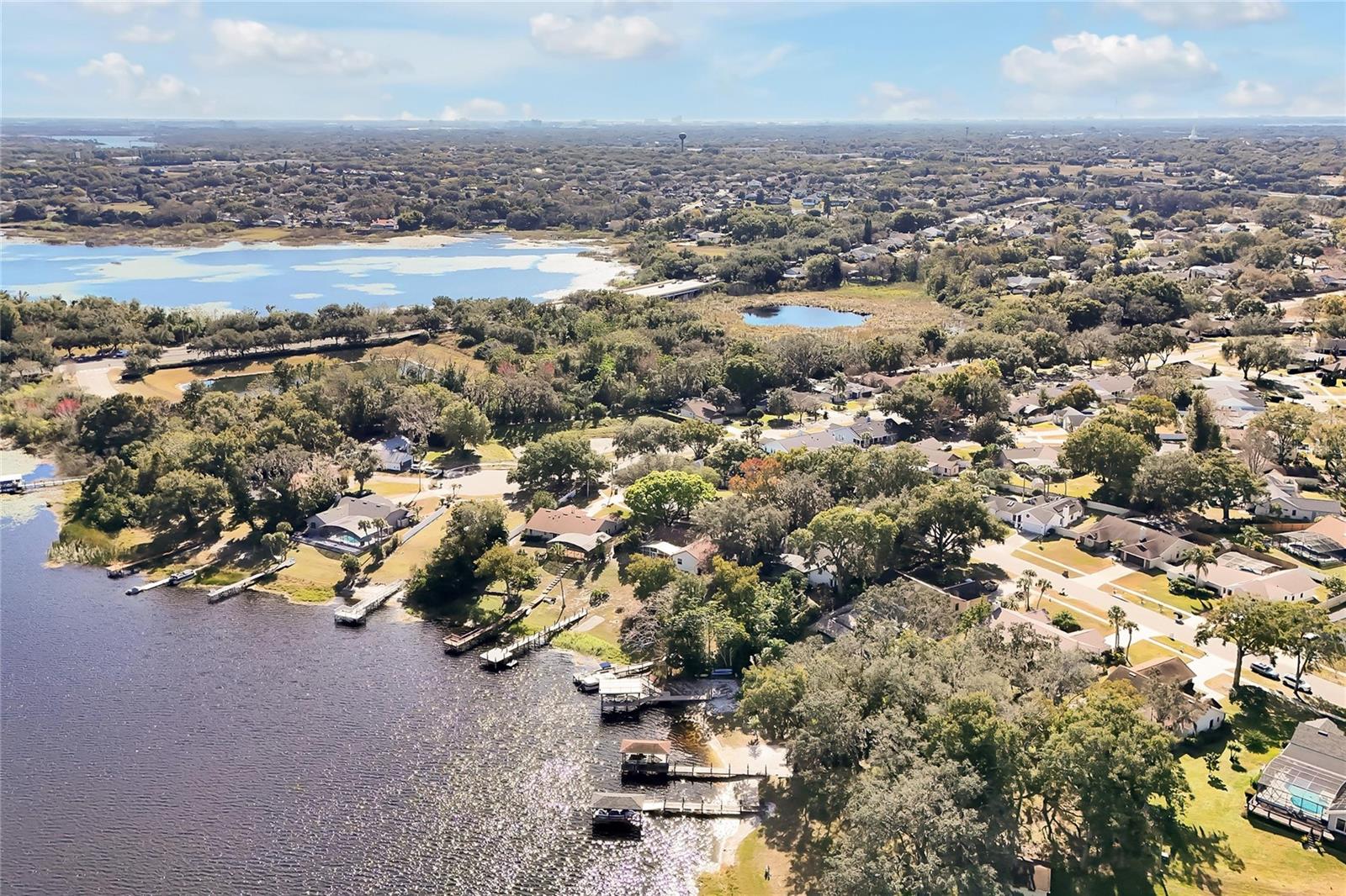 Image 25 of 51 For 816 Rosemere Circle