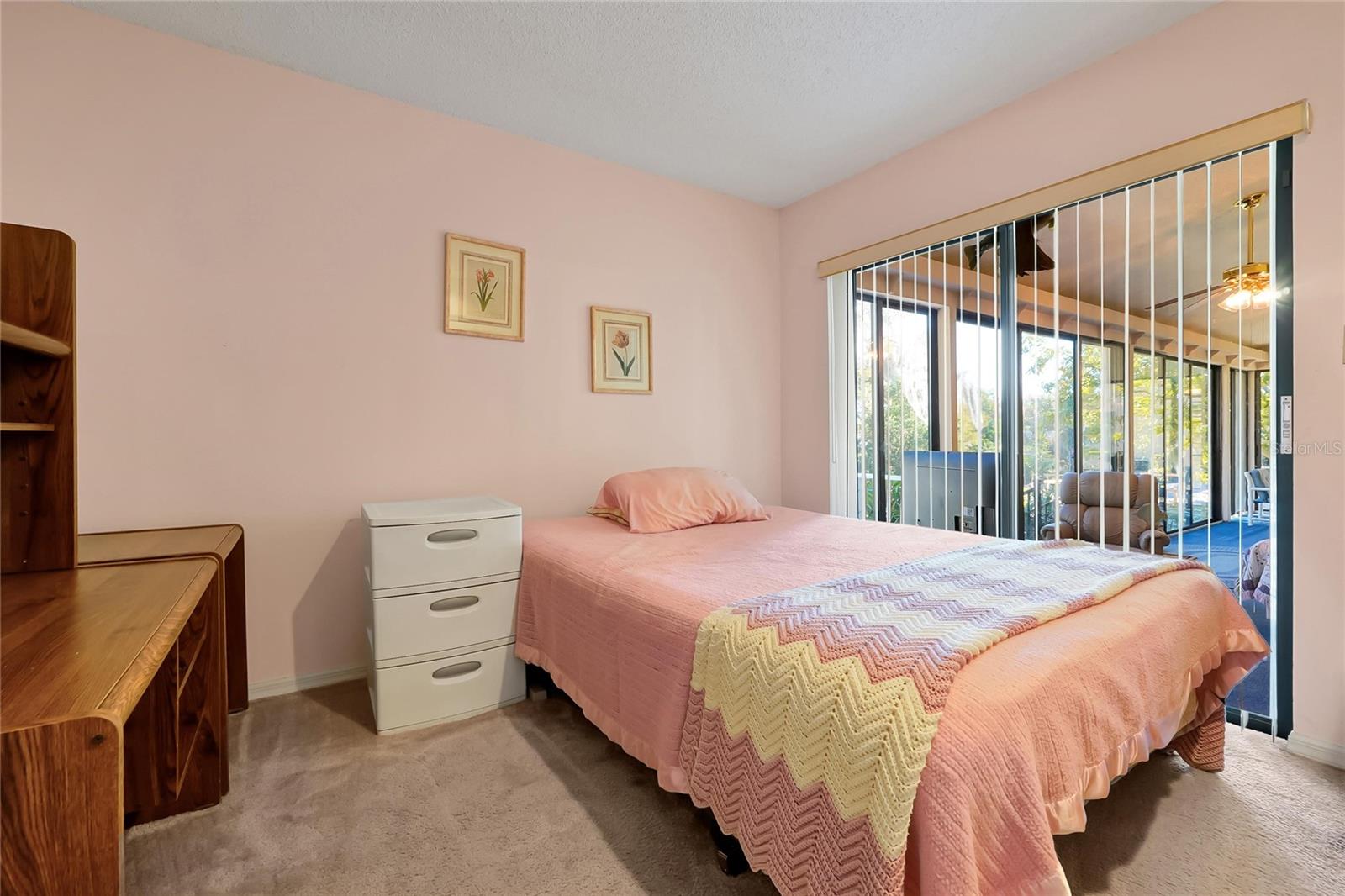 Image 38 of 51 For 816 Rosemere Circle