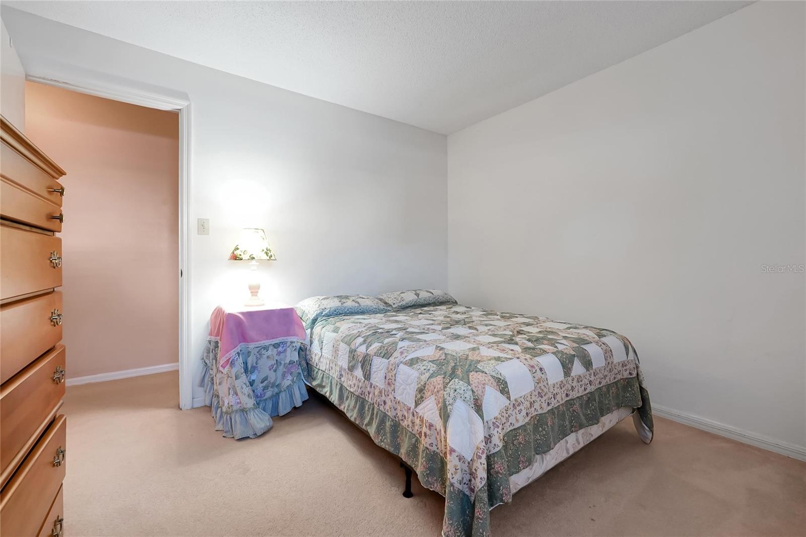 Image 39 of 51 For 816 Rosemere Circle