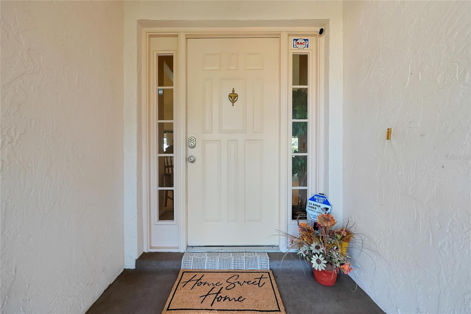 Image 4 of 51 For 816 Rosemere Circle