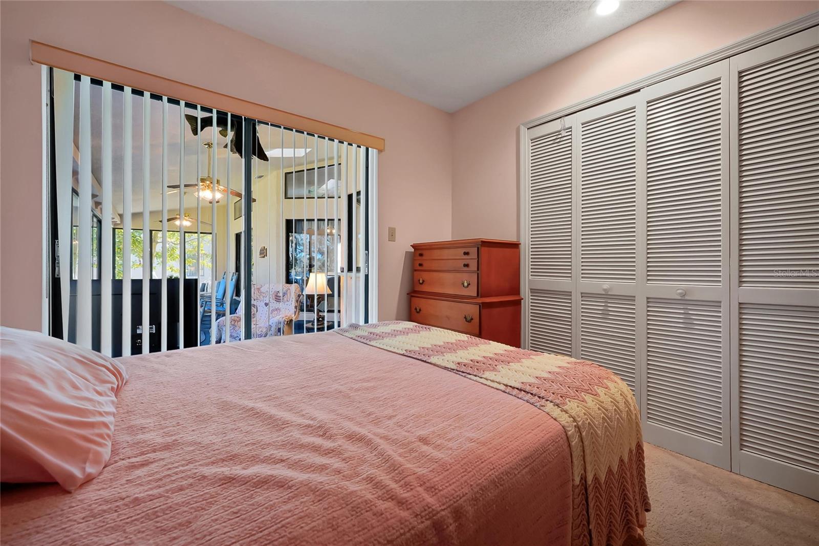 Image 41 of 51 For 816 Rosemere Circle