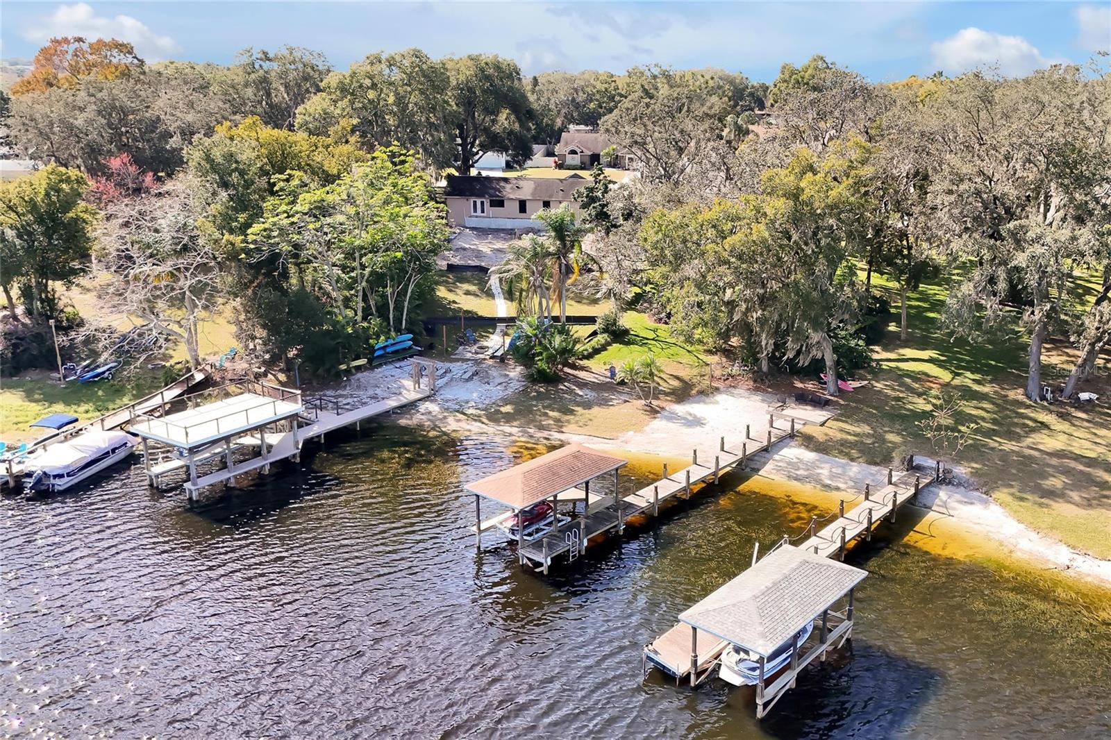 Image 9 of 51 For 816 Rosemere Circle