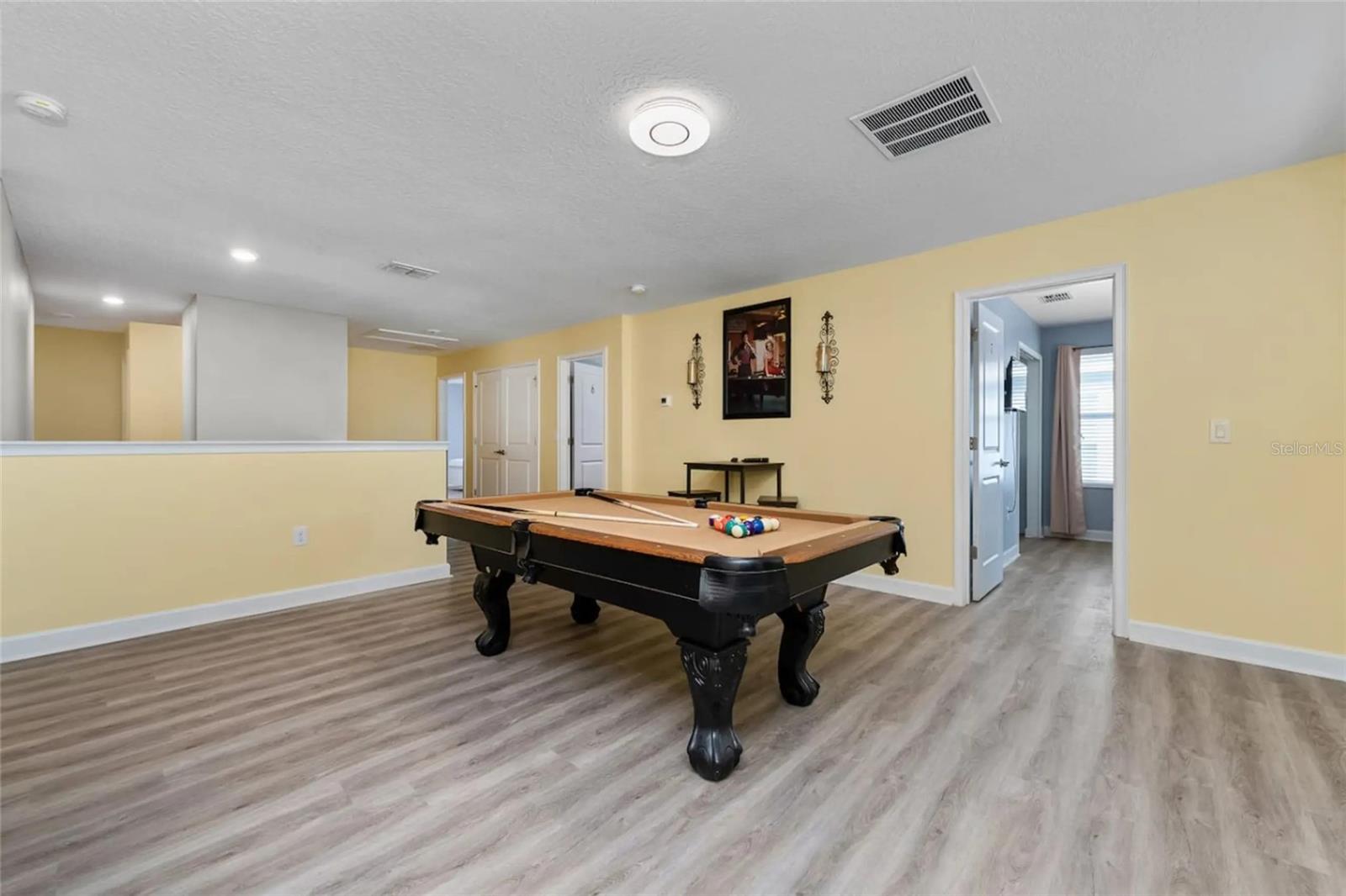 Image 13 of 33 For 9093 Hazard Street