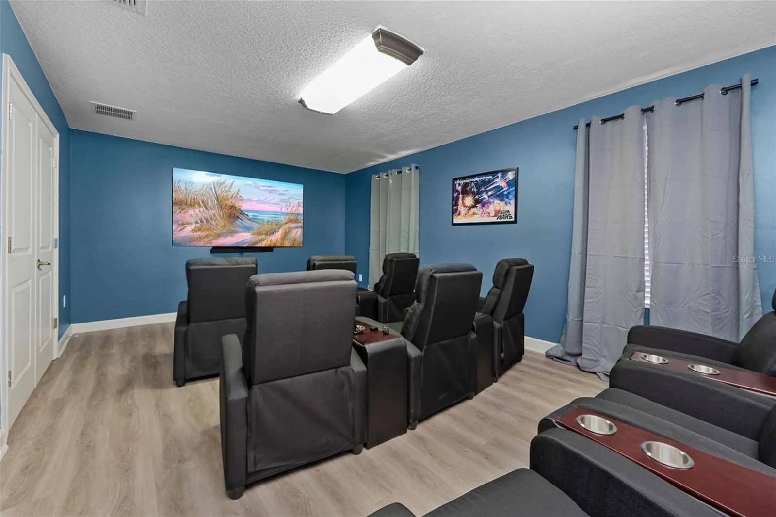 Image 15 of 33 For 9093 Hazard Street