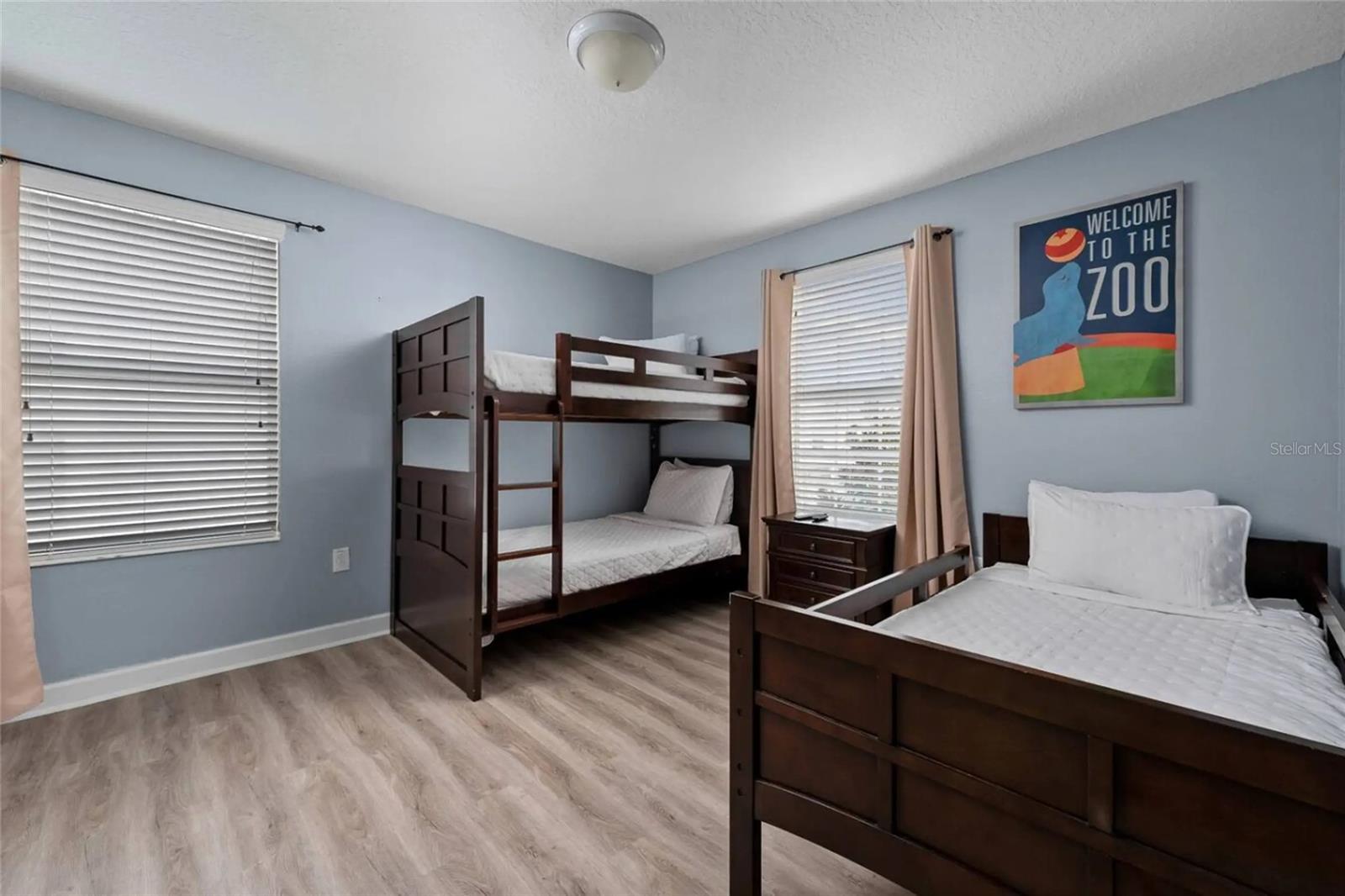 Image 25 of 33 For 9093 Hazard Street