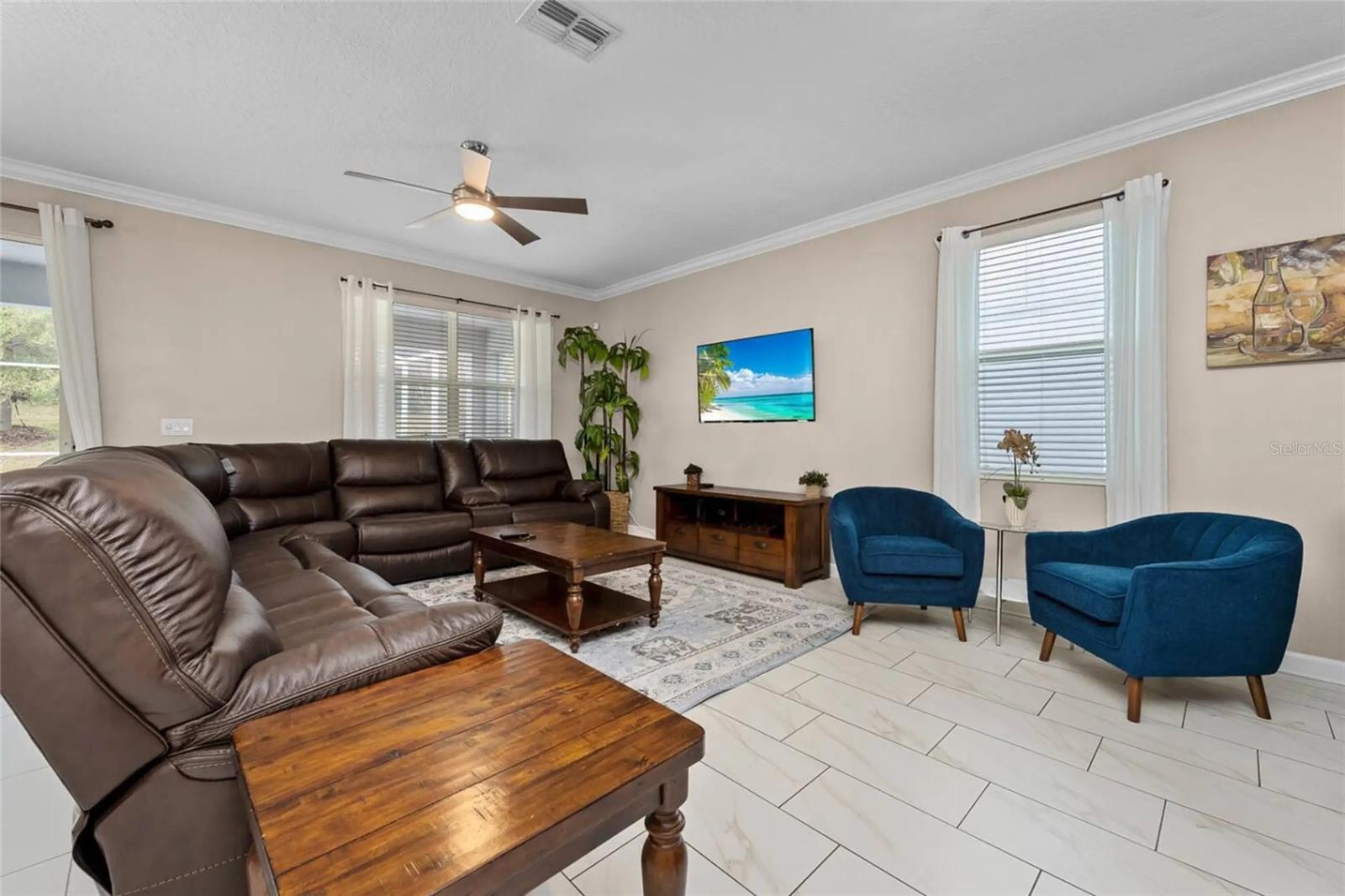 Image 4 of 33 For 9093 Hazard Street