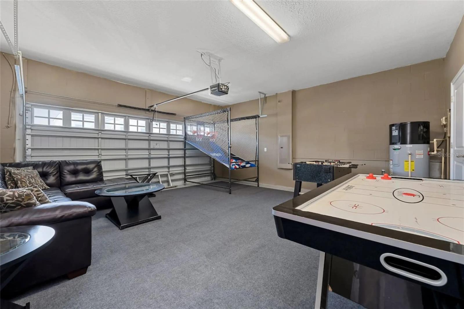 Image 7 of 33 For 9093 Hazard Street