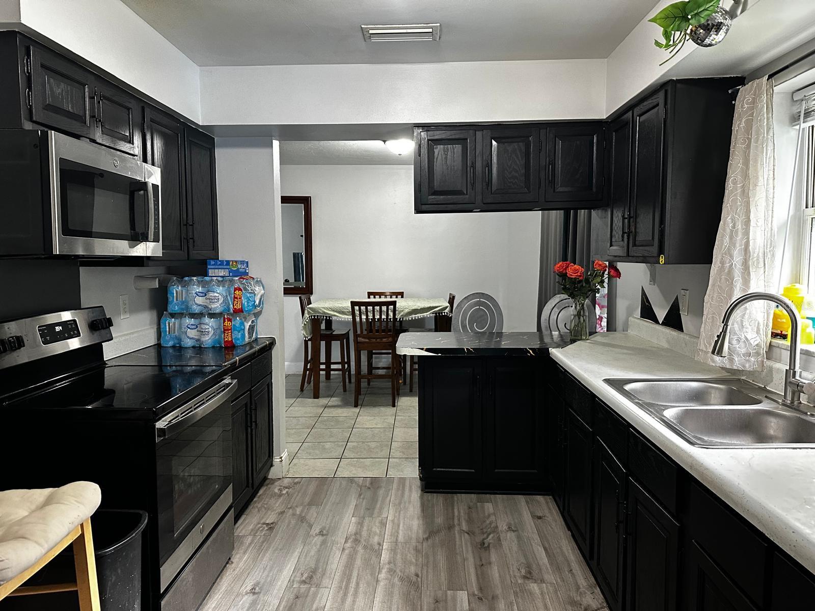 Image 5 of 21 For 1048 Wakefield Circle