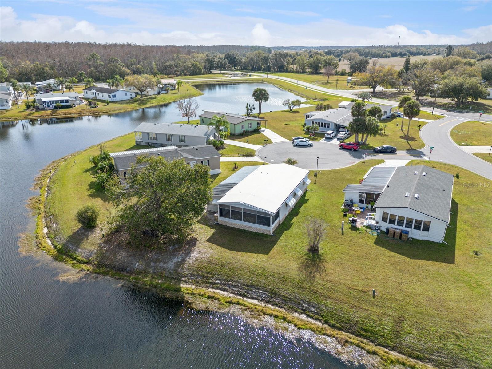 Image 37 of 58 For 204 Bay Court