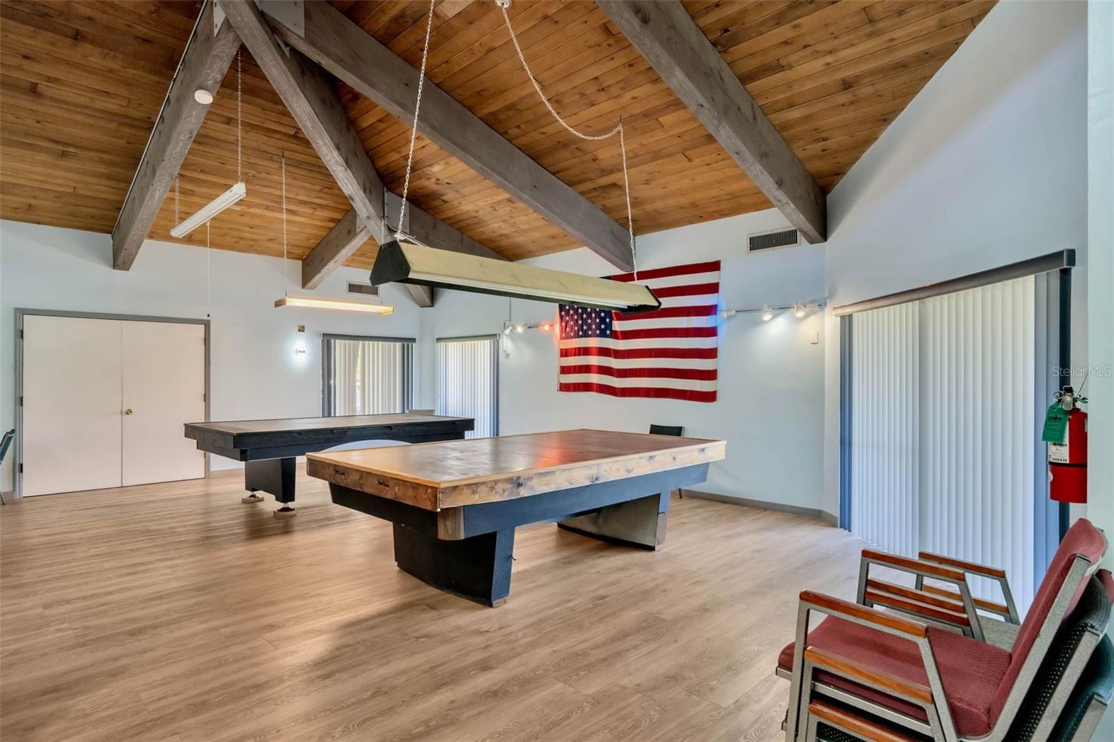 Image 42 of 58 For 204 Bay Court