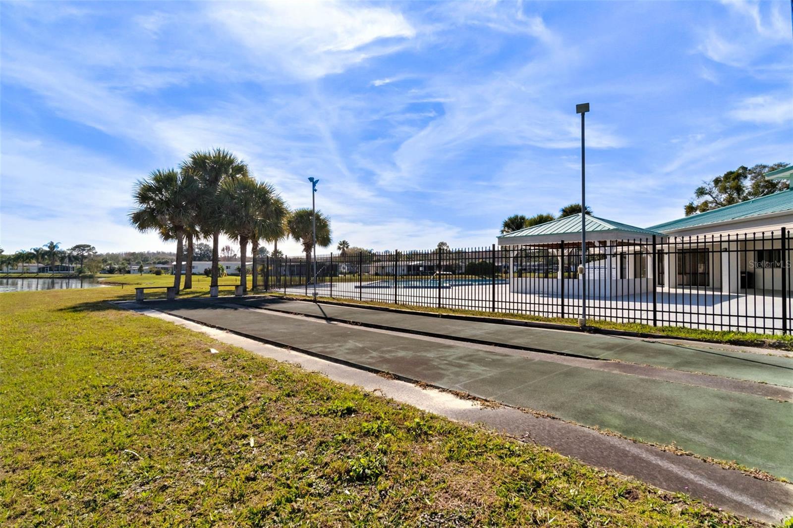 Image 47 of 58 For 204 Bay Court