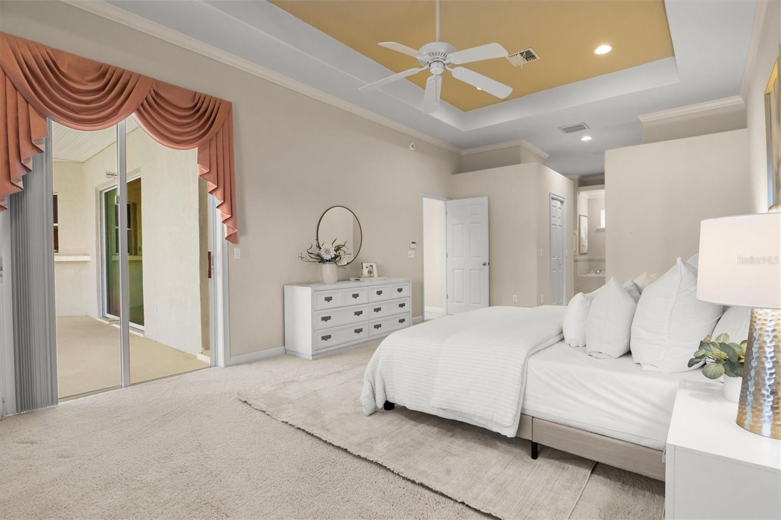 Image 23 of 59 For 1915 Austin Terrace